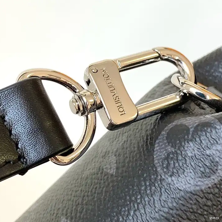 2312YA0058 LV Bags 0818